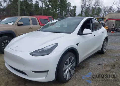 2021 Tesla Model Y Long Range Dual Motor All-Wheel Drive from USA, damaged, VIN 5YJYGDEE2MF176811